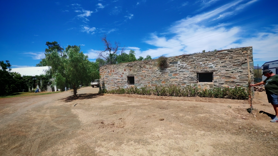 6 Bedroom Property for Sale in Pearston Eastern Cape